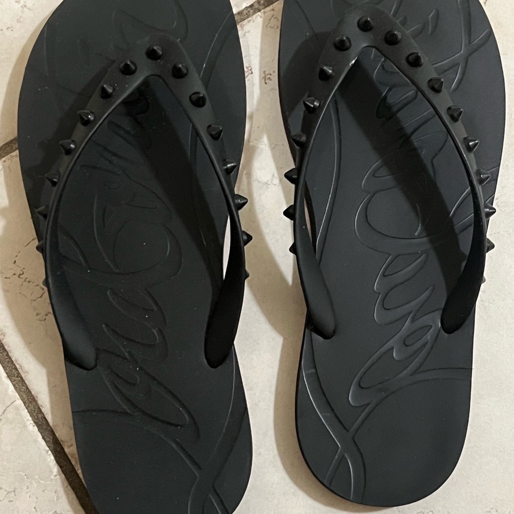 Stylish Black Women's Flip Flops